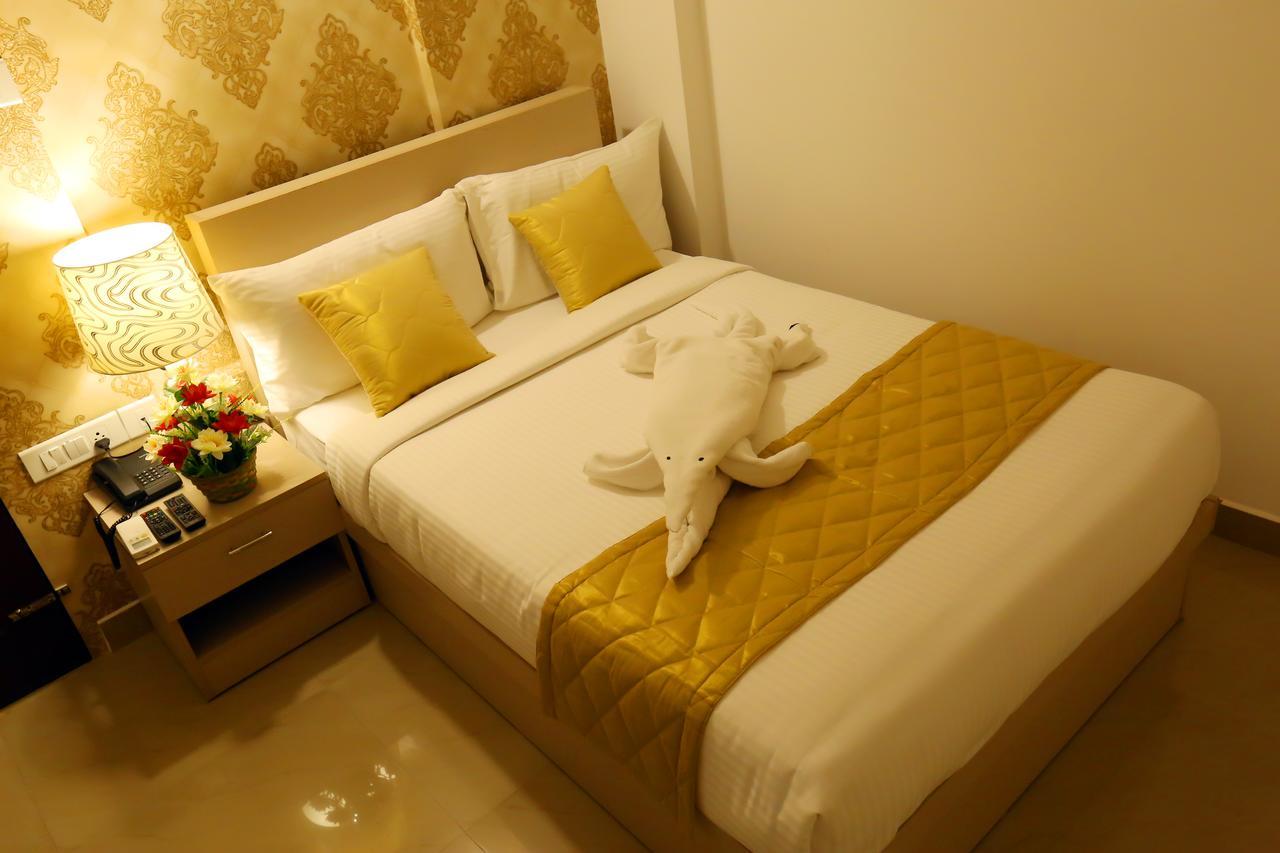 Hotel Swarna Residency Kochi Exteriér fotografie